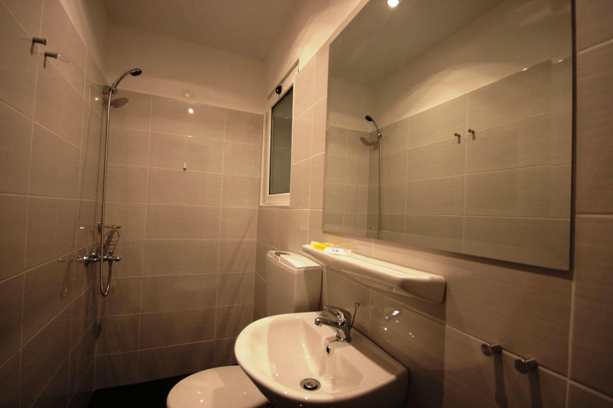 Vienna Hotel Athén Kültér fotó
