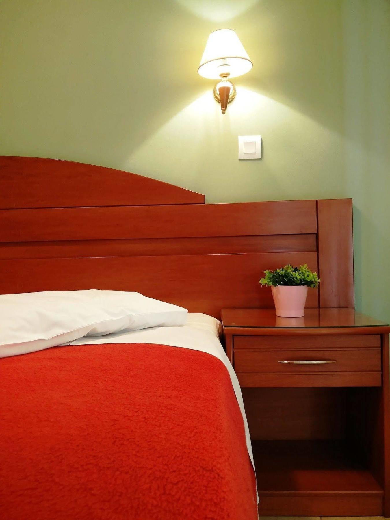 Vienna Hotel Athén Kültér fotó