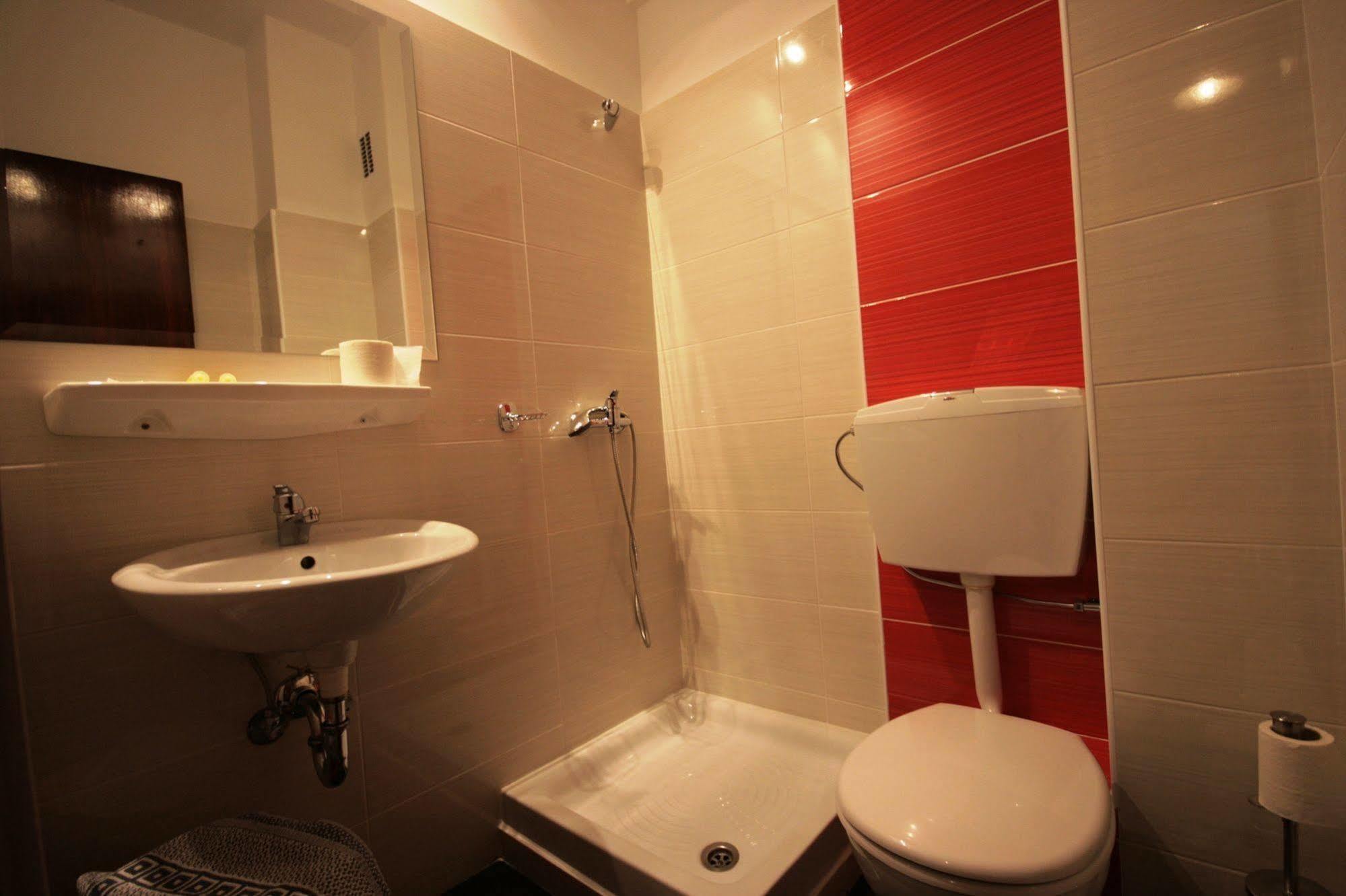 Vienna Hotel Athén Kültér fotó